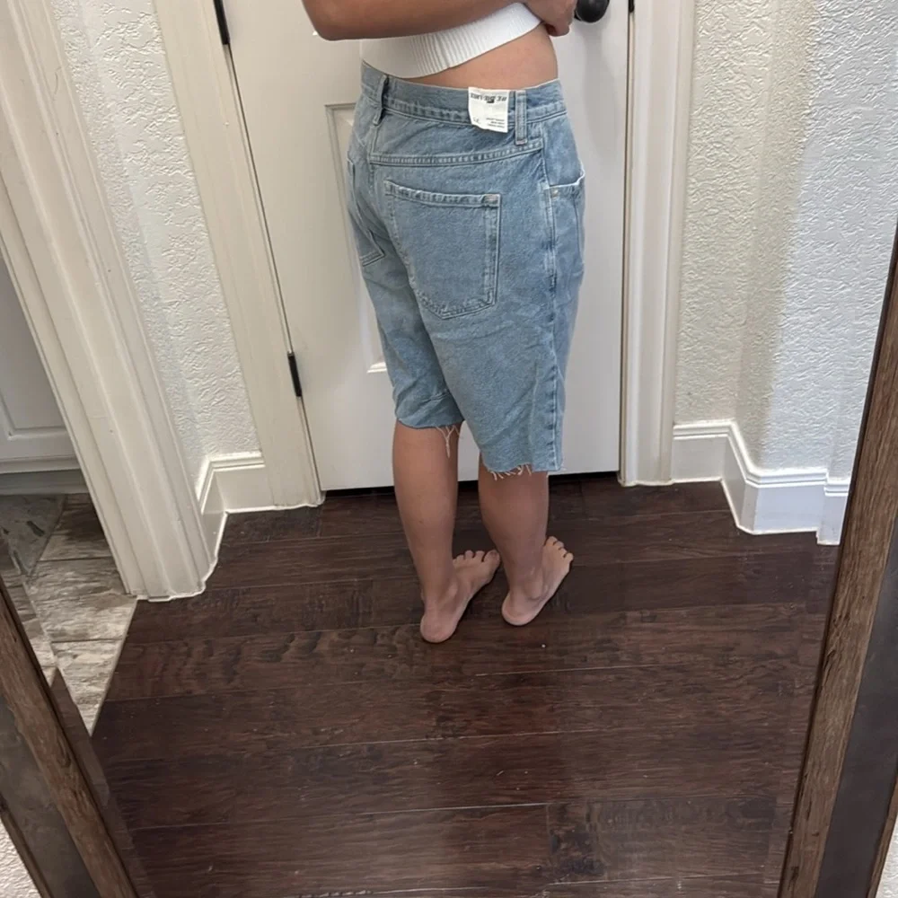 NWT Free People Ghost Town high rise  Long jorts Short size 32